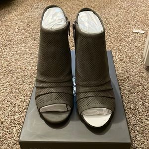 Vince Camuto Bootie